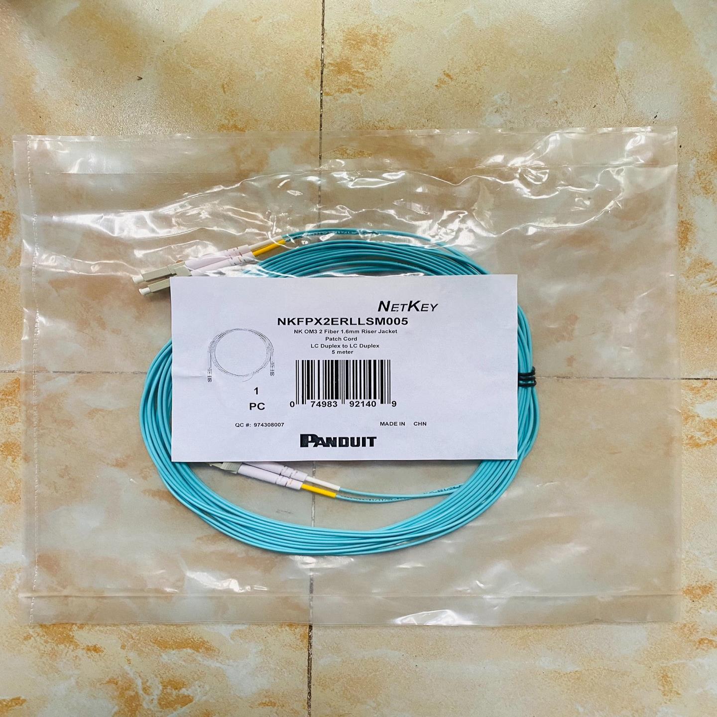 #电子器件 PANDUIT 泛达光纤跳线5米