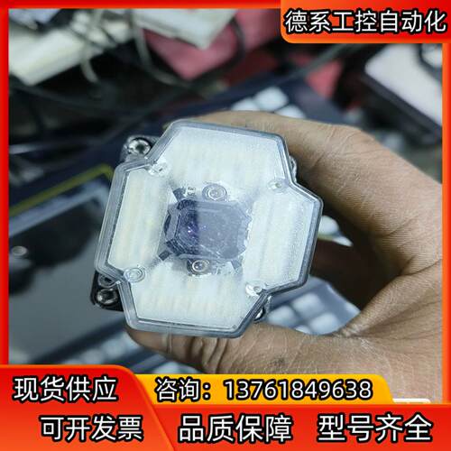 COGNEX康耐视读码器，型号：DM362X，镜头型号:82