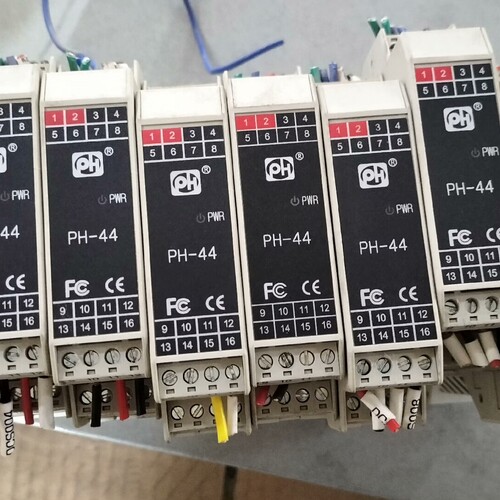 北京平和PH447AAAAD信号隔离器 安全栅 ~议价