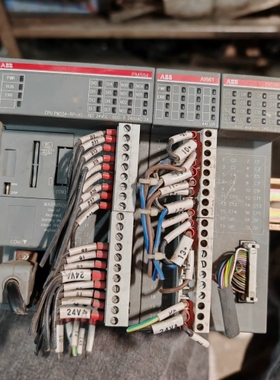 ABB PLC控制器，型号PM554-RP-AC，配套AI5 ~议价