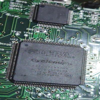 阿特拉EP1C3T144C8N   整版出，戴个小泵，，特价