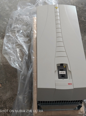 ACS550-01-157A-4变频器 75KW余货 ~议价