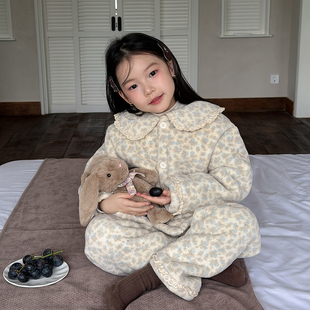 Yumi妈女童冬季 25K014 宅家睡衣儿童碎花娃娃花边领毛绒家居服套装