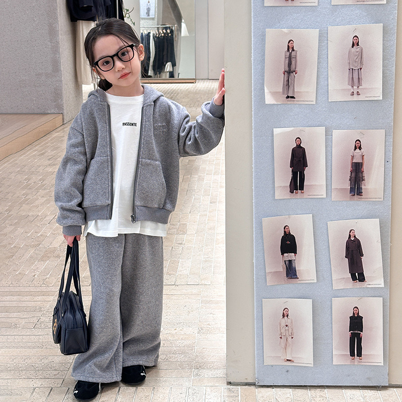 Yumi妈冬儿童休闲连帽卫衣套装