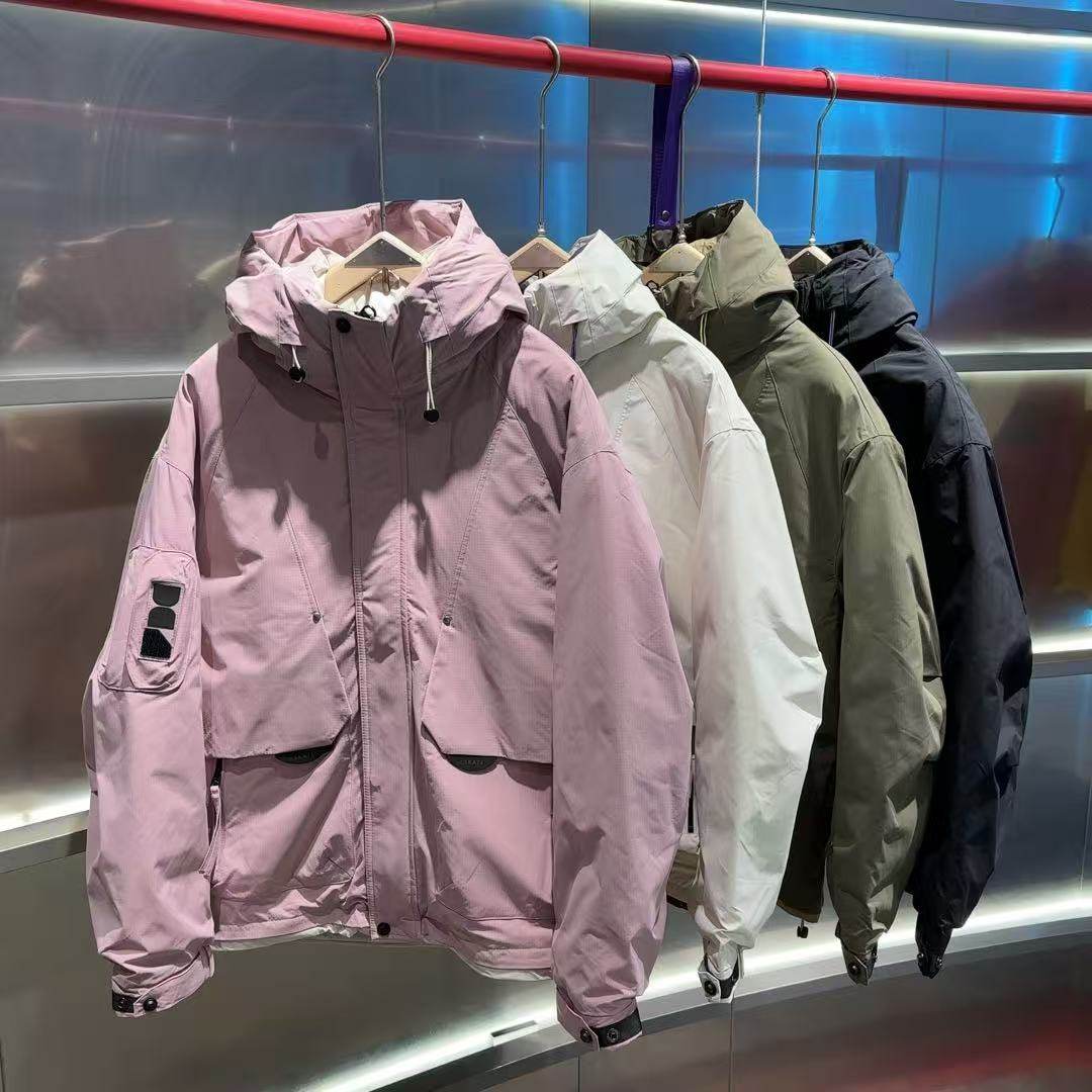 羽绒服男款2025秋冬新款拼接休闲连帽潮牌宽松工装保暖外套8810