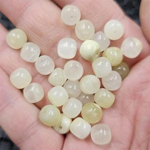 style Lulutong white quartzite Bluish loose beads old jade