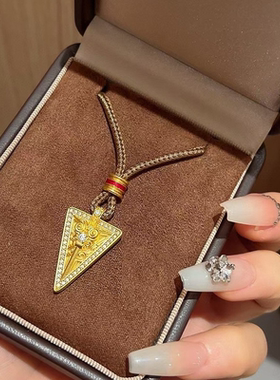 浪漫传说古法金三角形满钻毛衣链