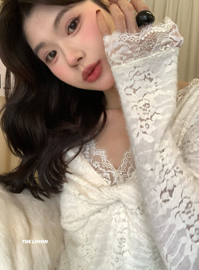 柠檬绿茶-氛围纯欲V领辣妹蕾丝内搭加绒修身显瘦打底小衫TM-1307