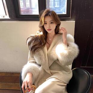 富家千金毛呢大衣女款2025新款冬季高级感皮草仿狐狸毛领毛呢外套