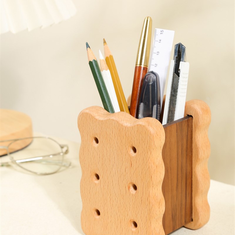 实木木质桌面笔筒创意可爱卡通学生教师K节礼物书房办公文具收纳