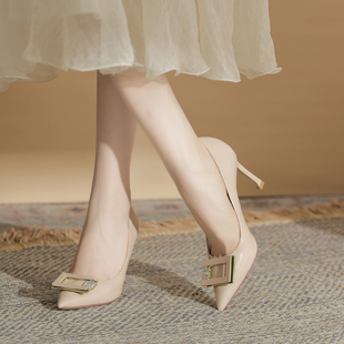 33尖头单鞋 高跟鞋 女细跟小码 3132 3CM 方扣软底职业水钻漆皮工作鞋