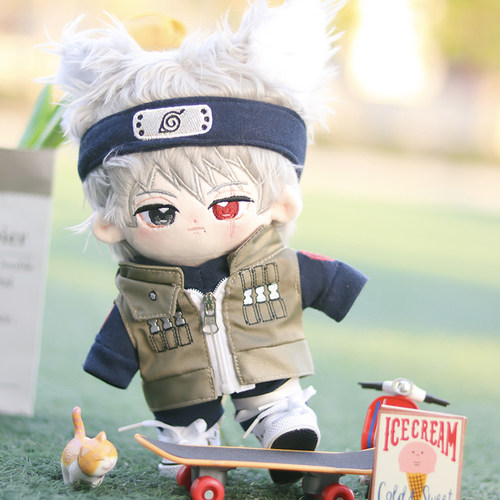 棉花娃娃卡卡西20cm公仔