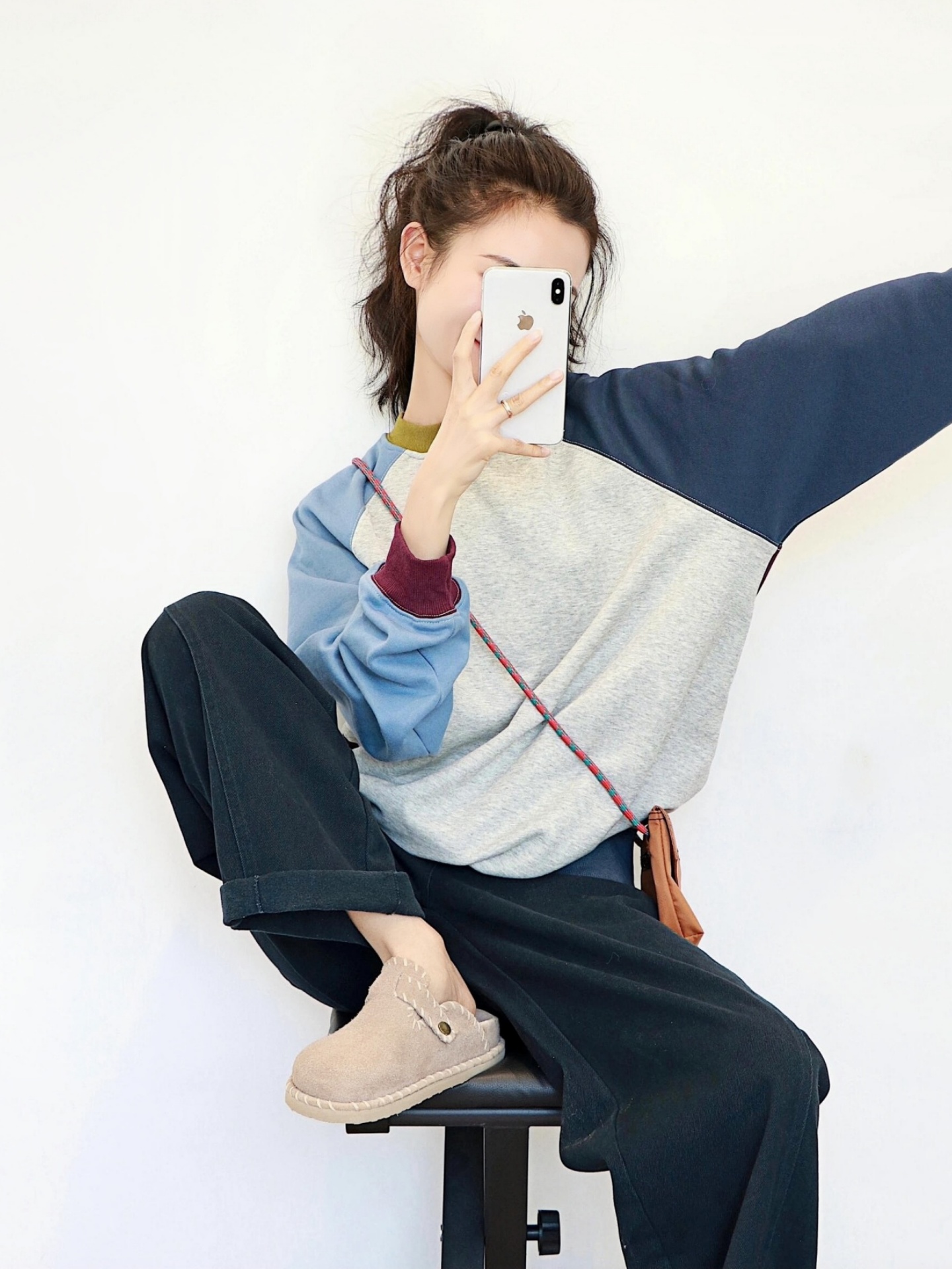 美式覆古拼色百搭套头卫衣女2025早秋季巨好看慵懒风长袖chir上衣