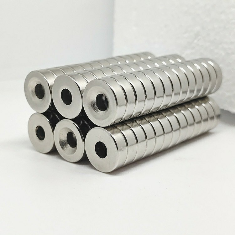 怡合达品质BLS65/BLS66-A25-T4/T6 汝铁硼磁铁 平头螺栓固定型