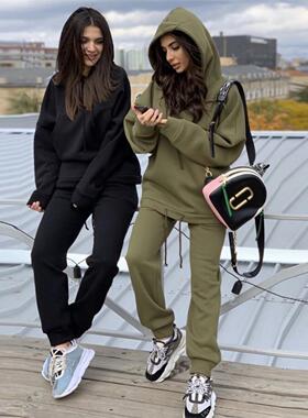Women winter clothes sweaters宽松加绒连帽卫衣长裤休闲两件套