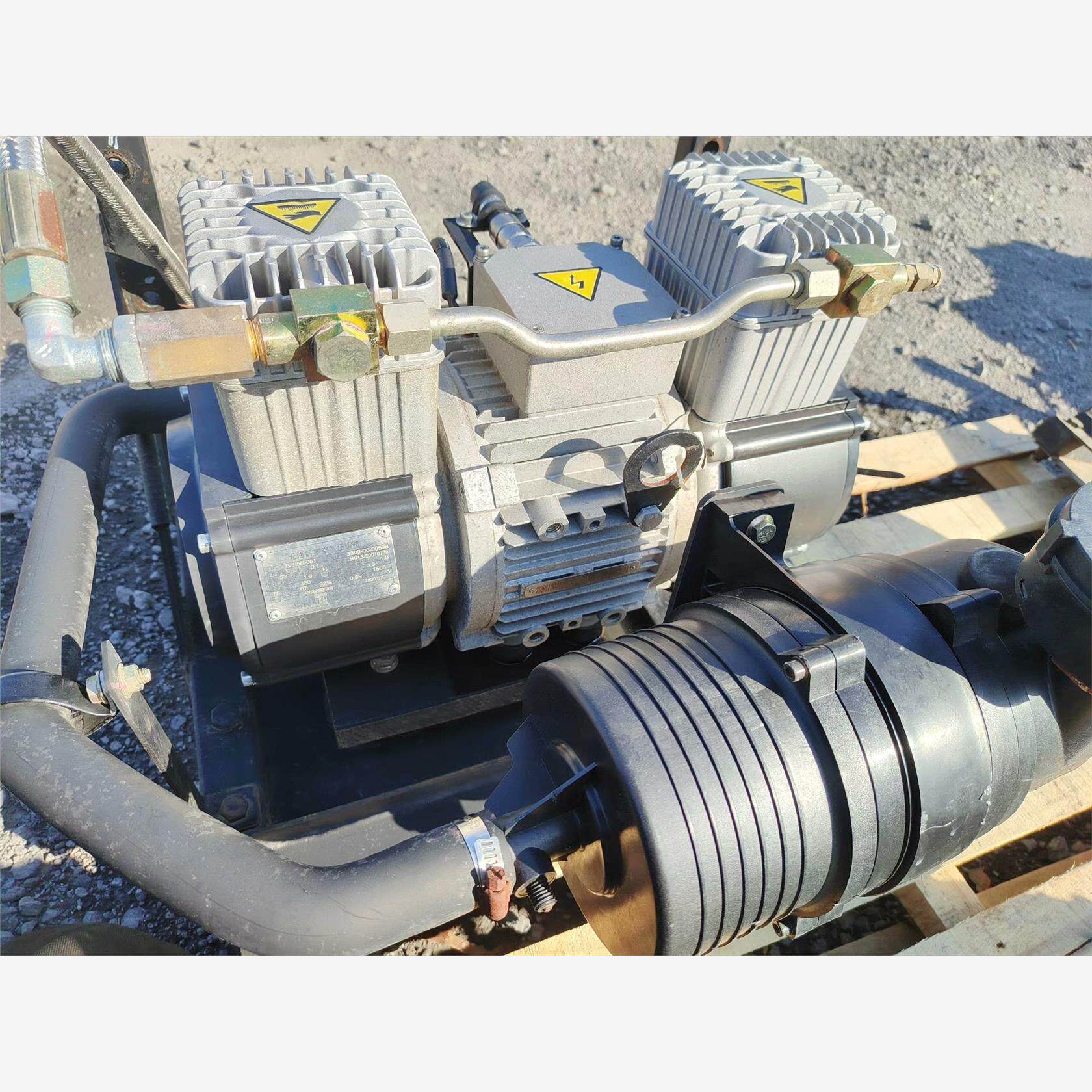 耐力1.5千瓦图空压机   零公里拆机-议价商品