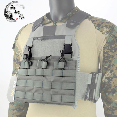 战术背心三联前面板扩容