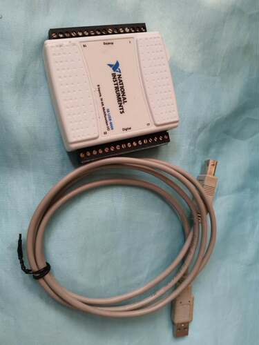 促销 二手美国NI公司的USB-6009工业测试DAQ数据采集卡 配USB线