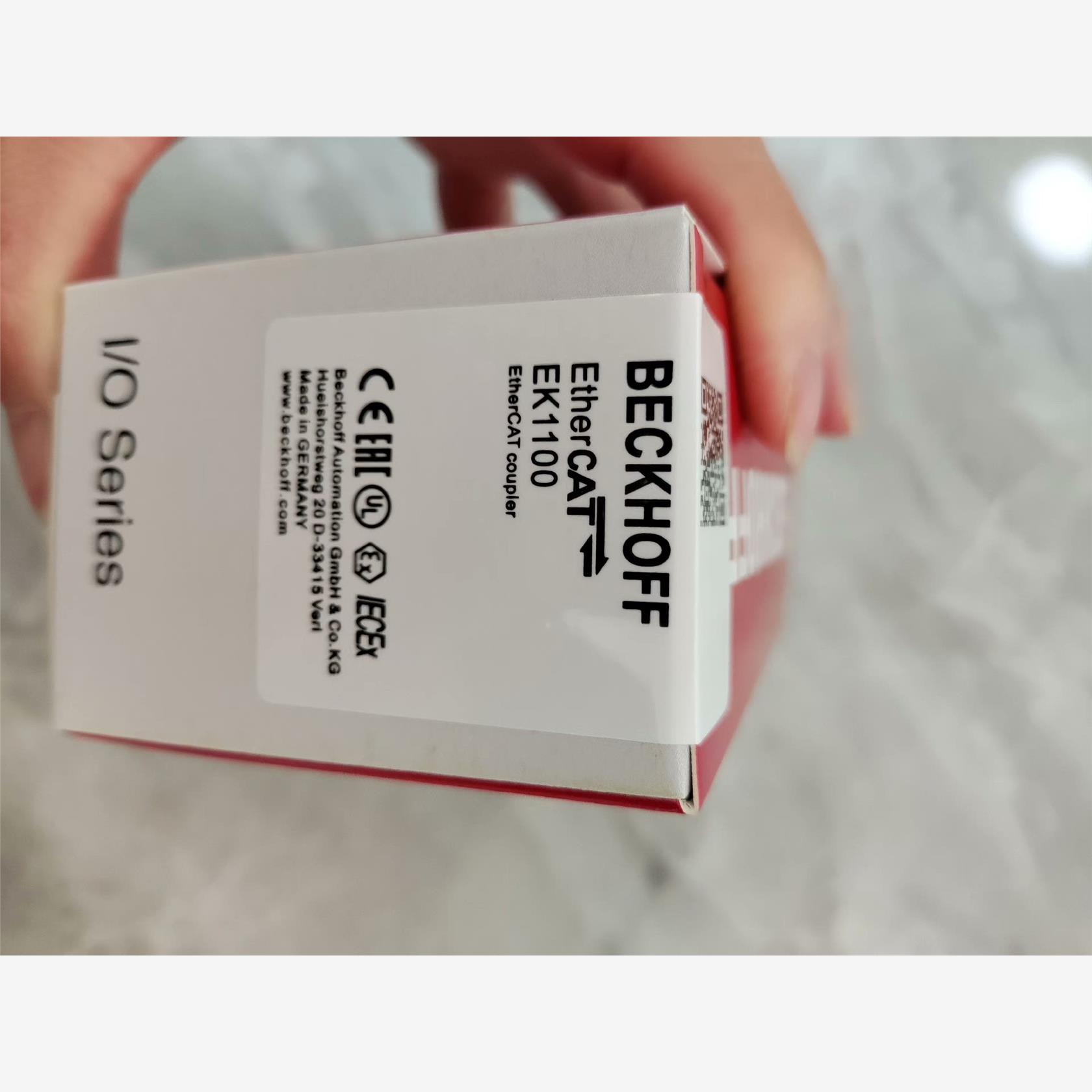 倍福EK1100，成色新带包装发货，标价是单价议价