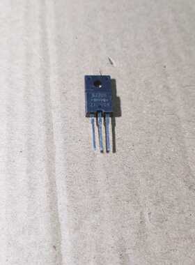 实物上传：B2206质量保证    全新原装   拍前请咨询