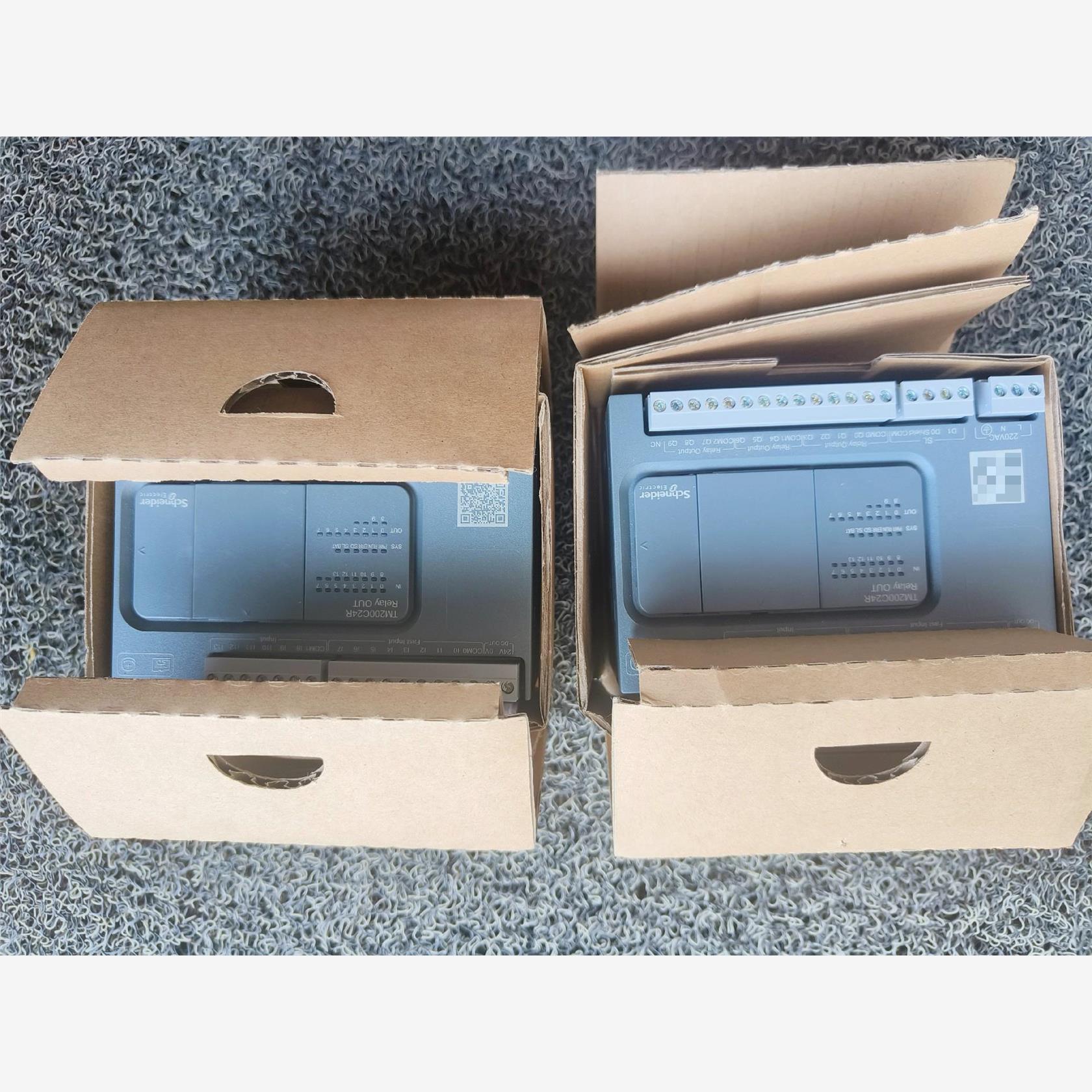 施耐德PLC TM200C24R，全新原装正品，现货实拍，打
