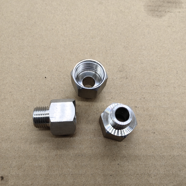 不锈钢液压接头外丝平转