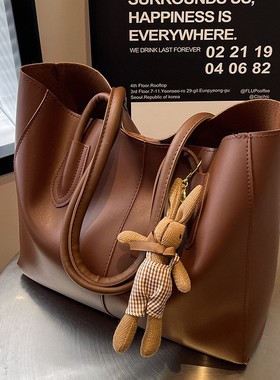 Big tote bag For Women totebag Handbag Chain Leather Bucket