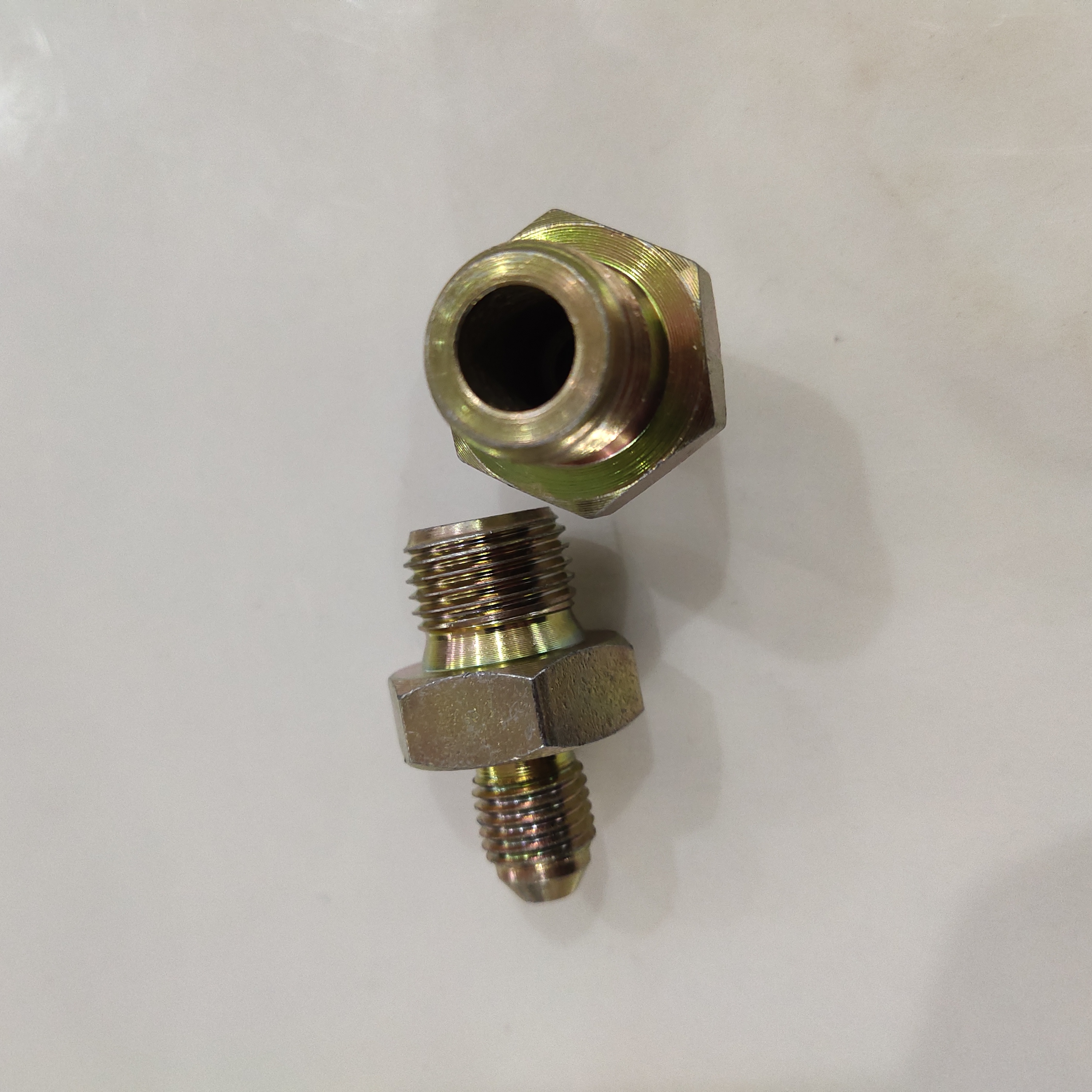 外丝组合垫转英制型扩口