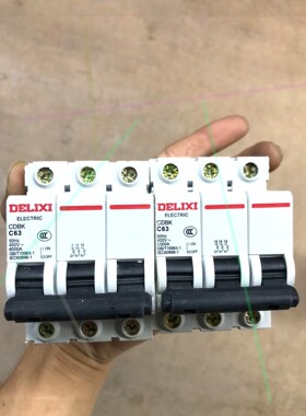 询价德力西CDBK系列3p空开63安 成色新新议价