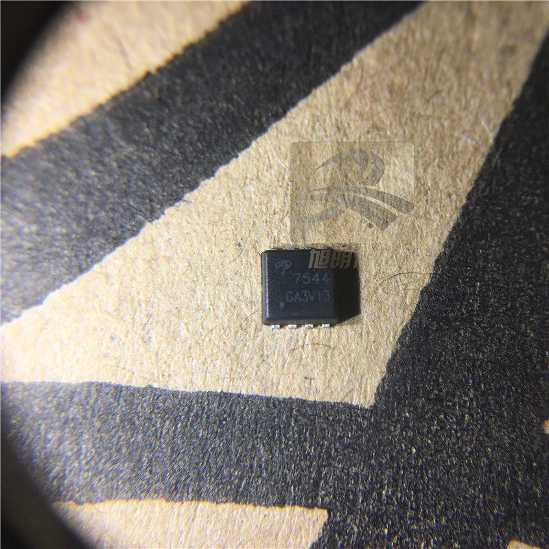 进口原装AON7544供应AOS万代30V30A场效应管n沟道mos管 DFN3*3