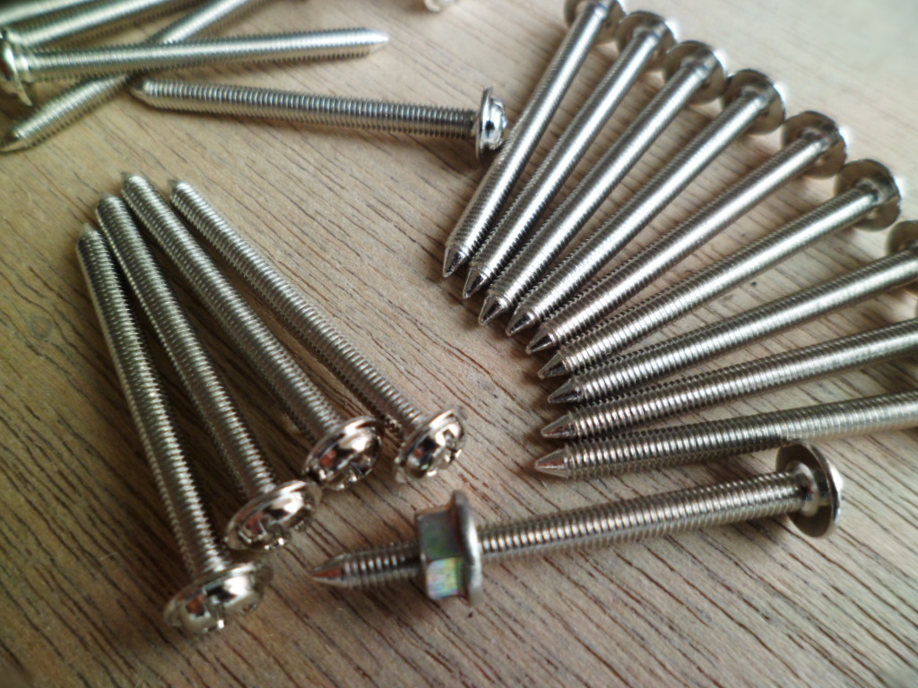 尖尾机螺钉介子头十字槽