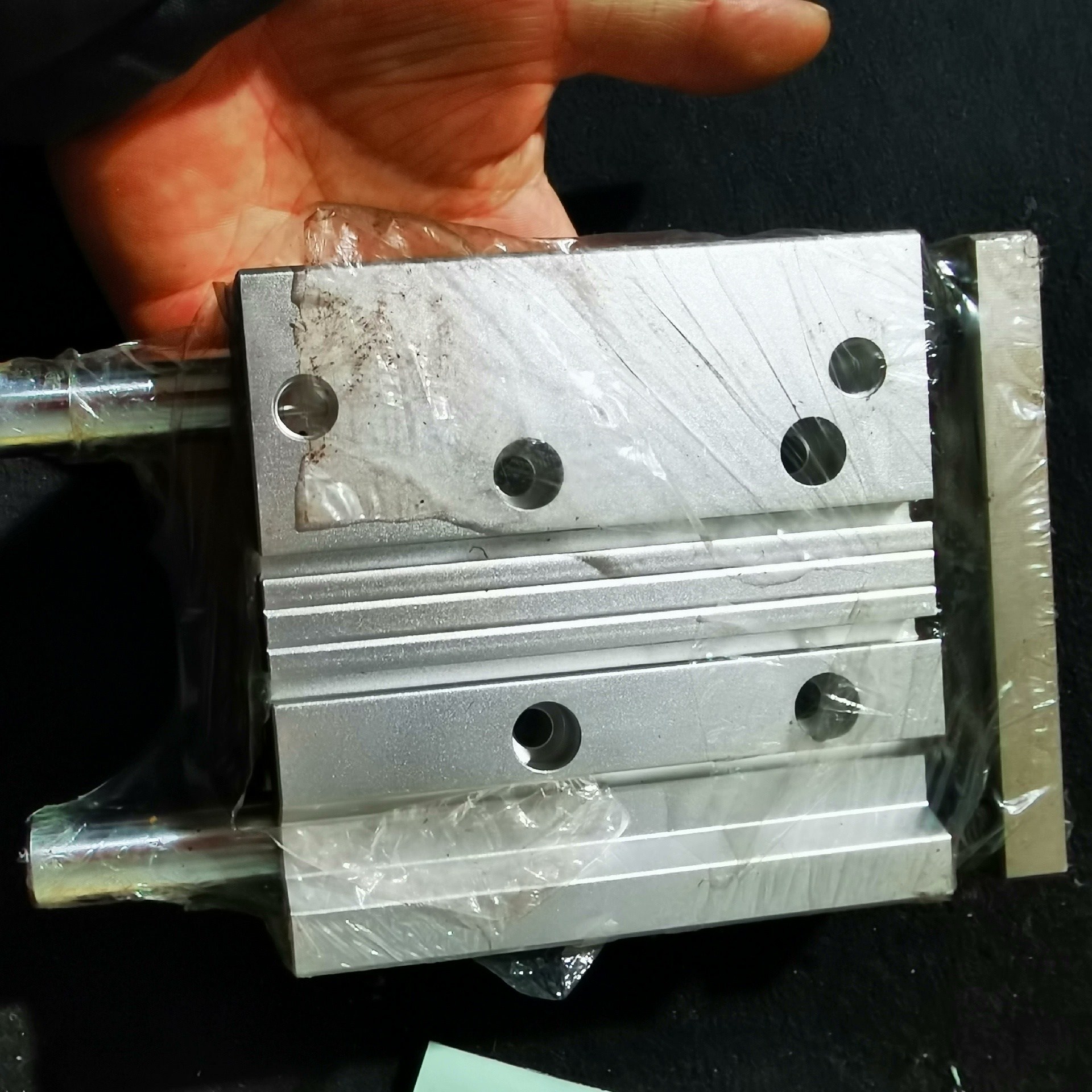 议价亚德客 AIRTAC 三轴气缸 TCL32X75S