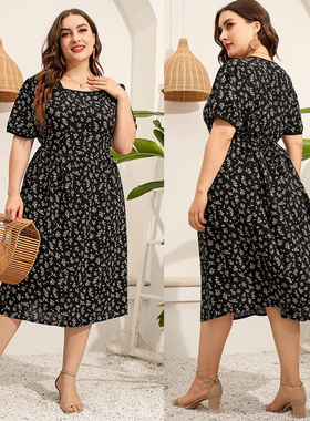 Square Neck Flattering Plus Size Printed Women Summer Dress