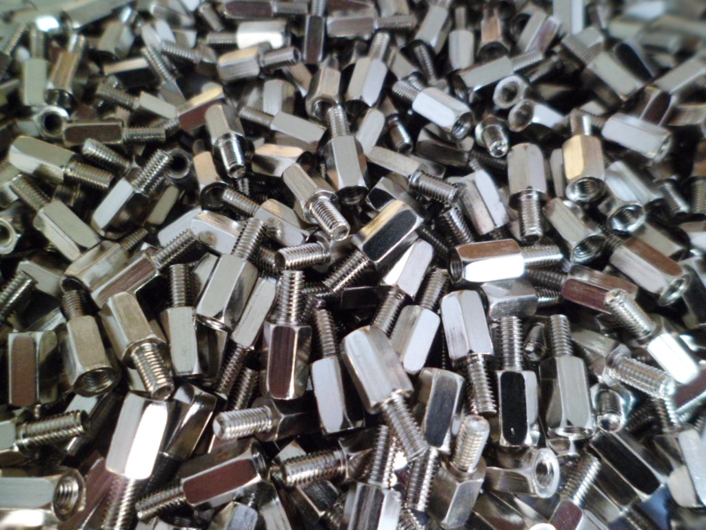 镀镍单头铁螺丝柱六角隔