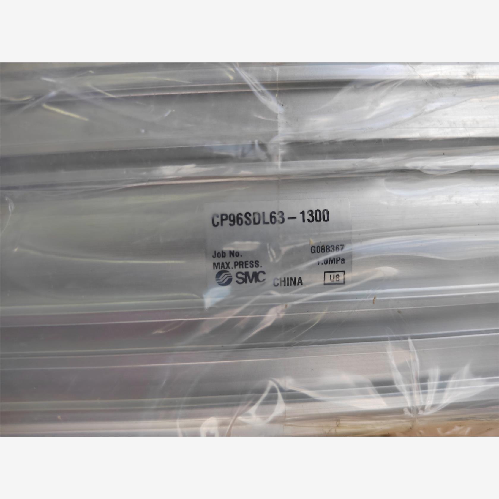 SMC气缸CP96SDL63-1300 G088367全新的议价