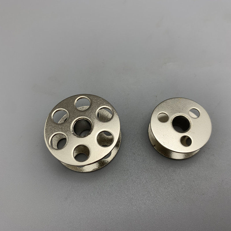 优质GC20606/1182大双针同步车梭芯6孔小双针机3孔梭芯铁制 28mm,3C数码配件,USB多功能数码宝,淘宝优惠券,粉丝福利购,淘宝优惠卷