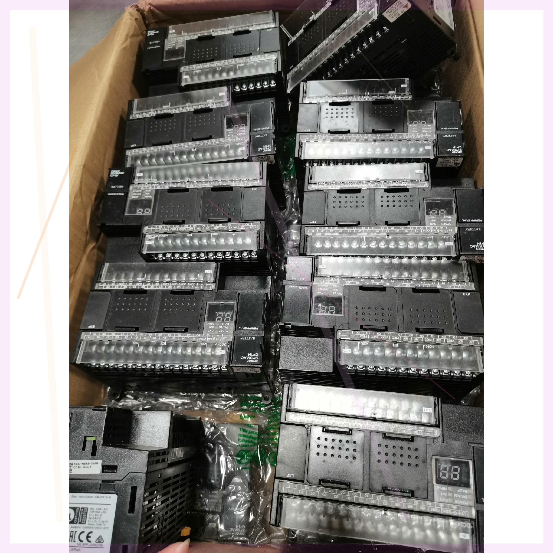 欧姆龙PLC CP1H-X40DR-A，成色漂亮，功能包好，
