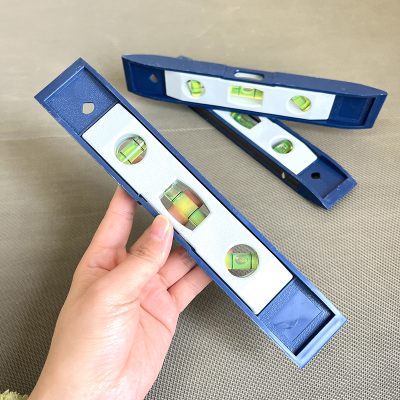做工一般！便宜甩！便携式小型带磁鱼雷水平尺靠尺高精度防摔