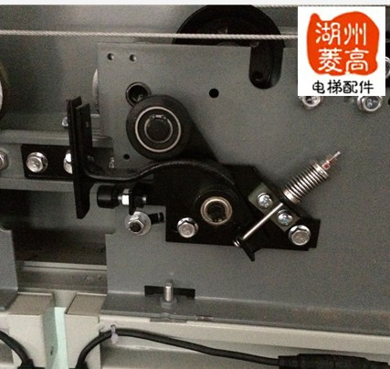 电梯配件 欧菱门机 申菱门机关门力限制器中分门关门力限制器