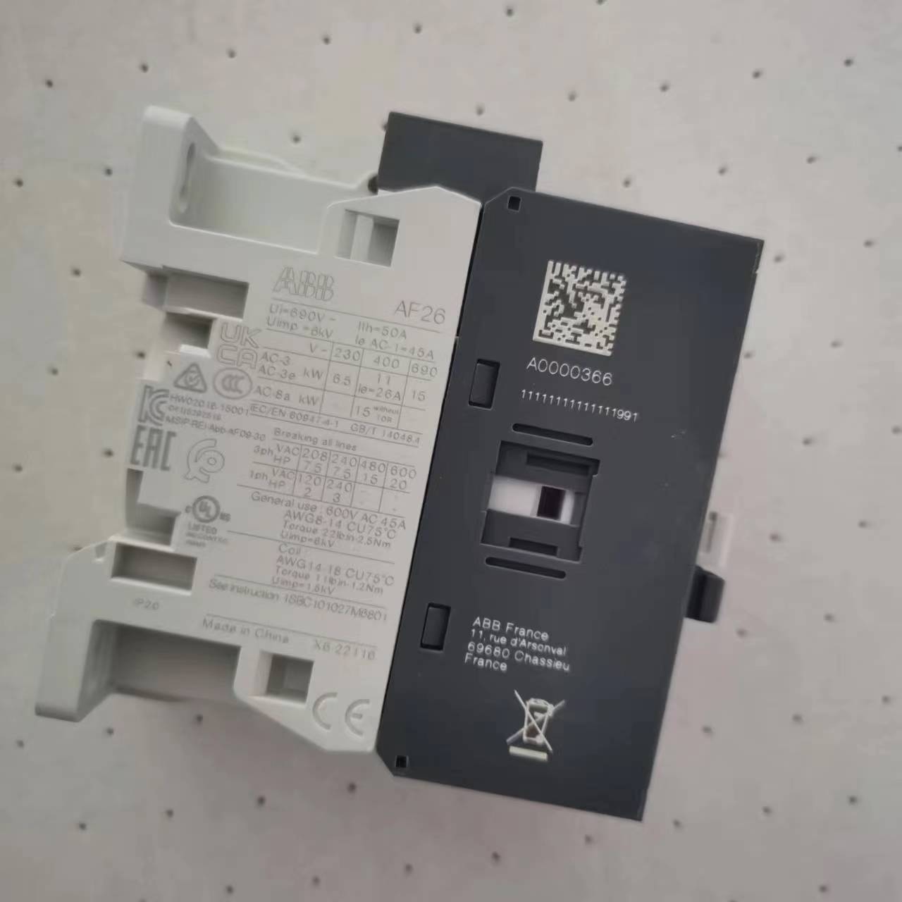 ABB交直流接触器AF26-30-00-12 1SBL237001R1200 DC48-130V