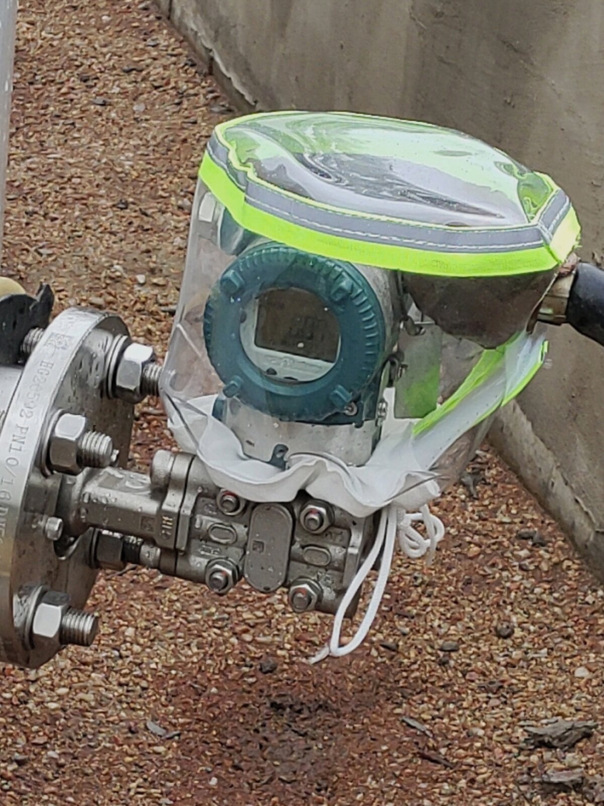 电子压力表pvc保护套防雨阀门执行器防护罩压力变送器仪表电机罩