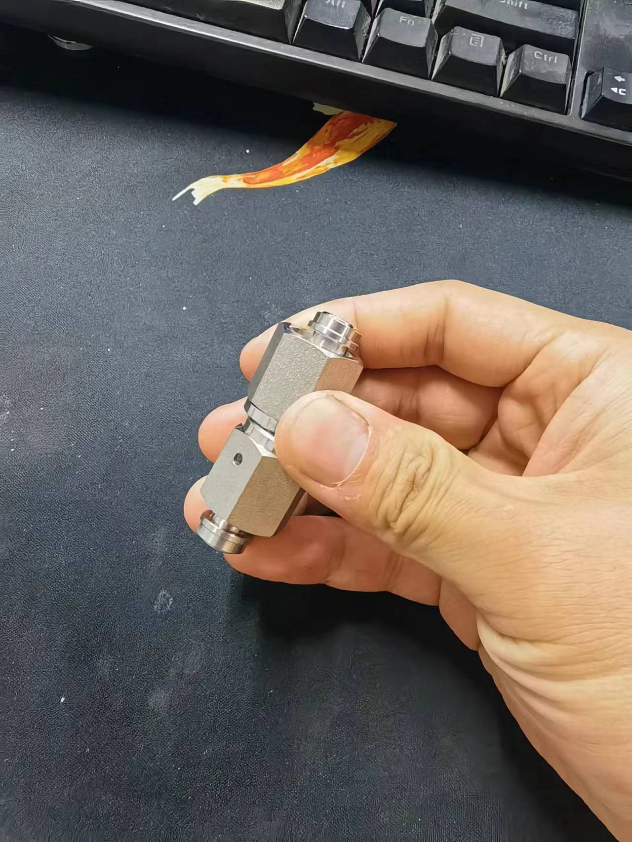 不锈钢超纯净接头双母替