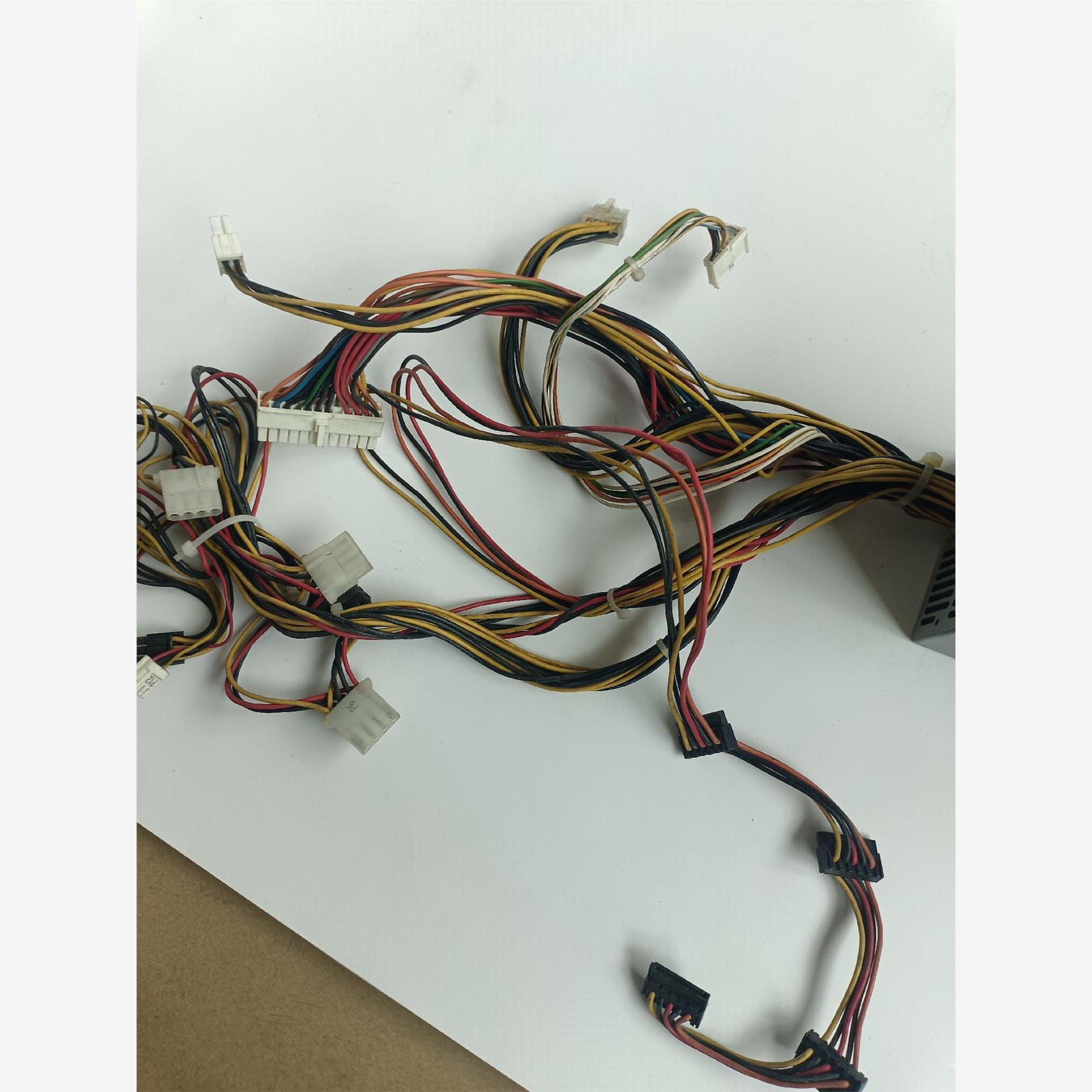 HIPRO HP-W700WC3 S26113-E504-V-议价商品
