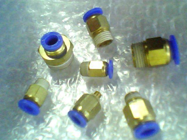 厂家直销气动快速接头省力接头PC8-04直接接8mm气管1/2牙,农用物资,可移动滴灌袋,淘宝优惠券,粉丝福利购,淘宝优惠卷