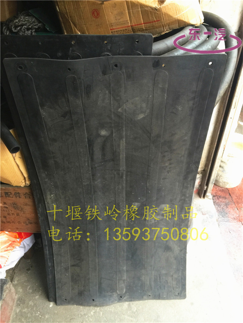东风天龙拖头车挂加后铁