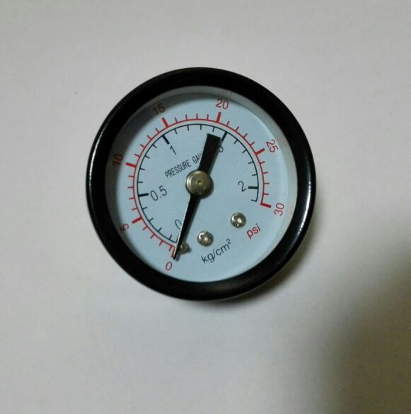 40mm轴向压力表 2kg/cm2 30psi 横式压力表 （压力相当于0.2mpa）