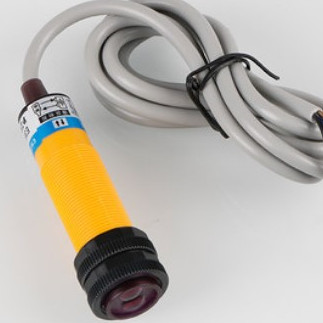 沪工光电开关 E3F-DS10C4 光电感应开关 10CM 三线直流常开 M18