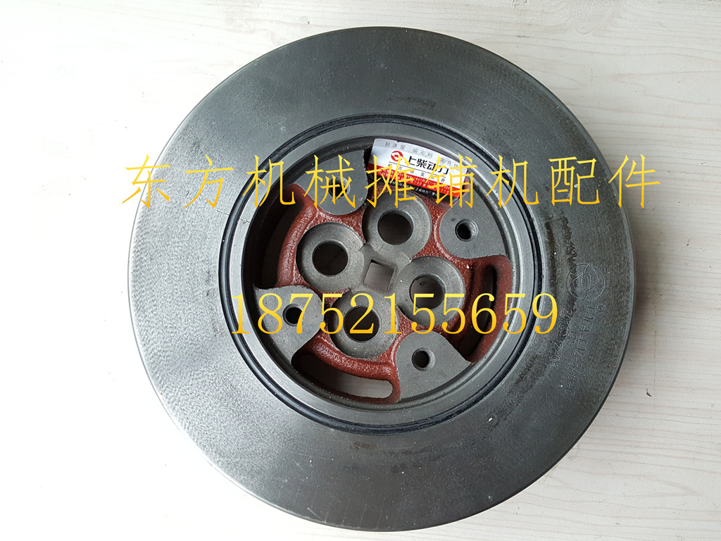 徐工压路机皮带轮上柴发