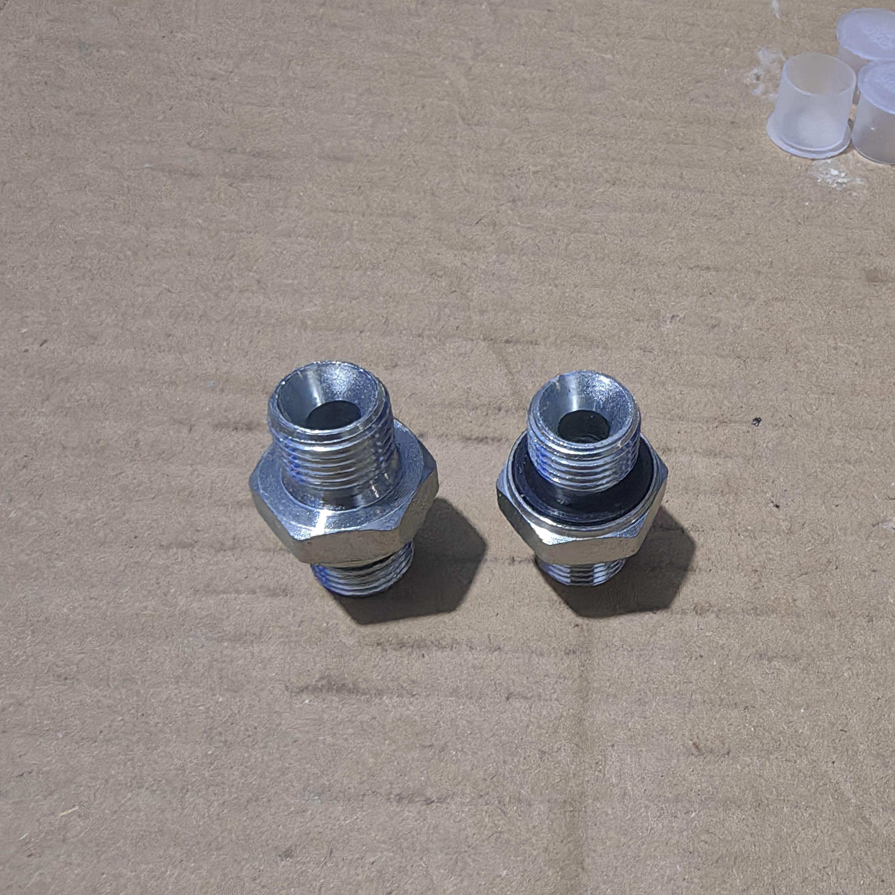 外丝喇叭口圈转型铁材料