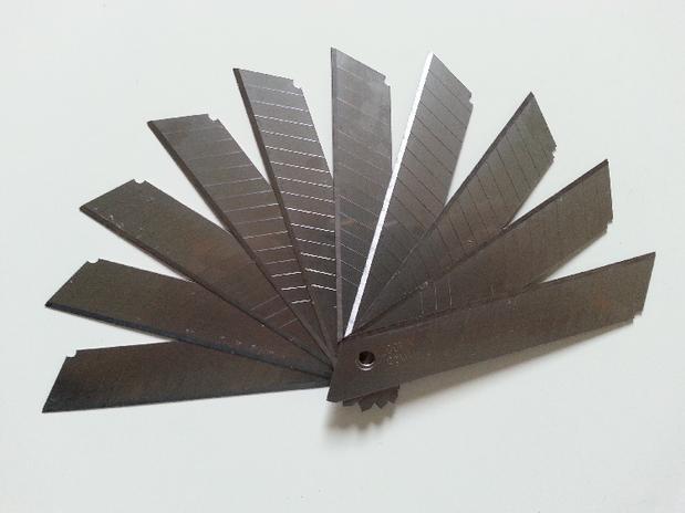大号美工刀片 裁纸刀片 介刀片 替换刀片 壁纸刀片18mm宽